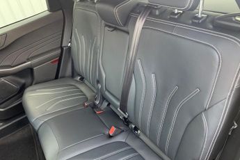 FORD KUGA  Vignale 5 door 2.5L Duratec FHEV 190PS FWD CVT Automatic