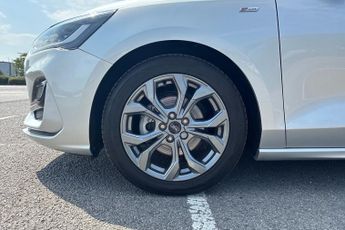 FORD FOCUS  ST-Line 5 door 1.0L EcoBoost 125PS mHEV FWD 7 Speed PowerShift