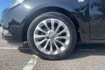 VAUXHALL CORSA  1.4 SE Nav 5dr Hatchback