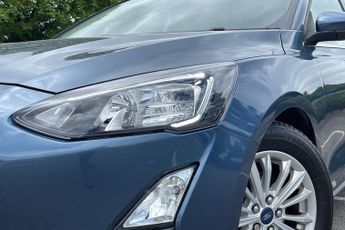 FORD FOCUS  1.0 L EcoBoost Hybrid Titanium 5dr 6Spd 125PS