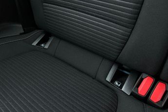 FORD FOCUS  1.0 L EcoBoost Hybrid Titanium 5dr 6Spd 125PS