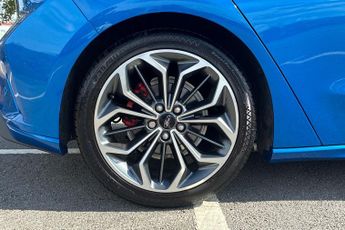FORD FOCUS  1.0 L EcoBoost Hybrid ST-Line X Edition 5dr 6Spd 125PS