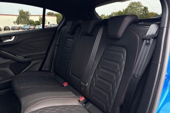 FORD FOCUS  ST-Line X 5 door 1.0L EcoBoost 155PS mHEV FWD 7 Speed PowerShif