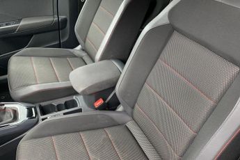 VOLKSWAGEN T-ROC  1.5 TSI EVO SEL 5dr DSG Hatchback
