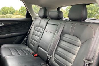 MG MOTOR UK HS  1.5 T-GDI PHEV Exclusive 5dr Auto Hatchback