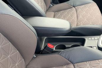 TOYOTA YARIS CROSS  1.5 Hybrid Excel 5dr CVT Estate
