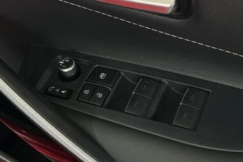 TOYOTA COROLLA  1.8 VVT-i Hybrid Design 5dr CVT Hatchback