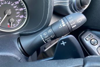 NISSAN JUKE  1.0 DiG-T N-Connecta 5dr DCT Hatchback