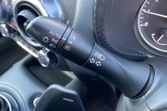 NISSAN JUKE  1.0 DiG-T N-Connecta 5dr DCT Hatchback