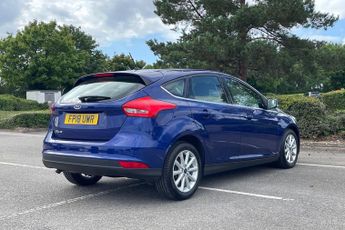 FORD FOCUS  1.5TDCi Titanium 5dr 6Spd 120PS