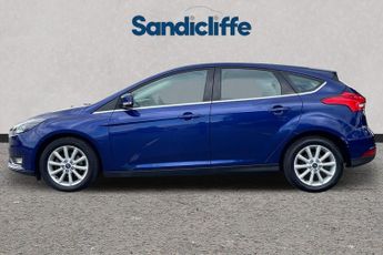 FORD FOCUS  1.5TDCi Titanium 5dr 6Spd 120PS