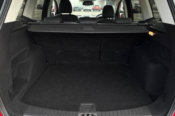 FORD KUGA  1.5 L Ford EcoBoost Titanium Edition 5dr 6Spd Auto 176PS