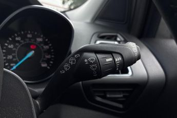FORD KUGA  1.5 L Ford EcoBoost Titanium Edition 5dr 6Spd Auto 176PS