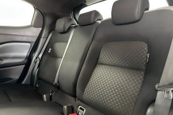 NISSAN JUKE  1.0 DiG-T 114 N-Connecta 5dr Hatchback