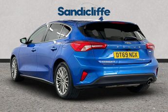 FORD FOCUS  1.0 L EcoBoost Titanium X 5dr 6Spd 125PS