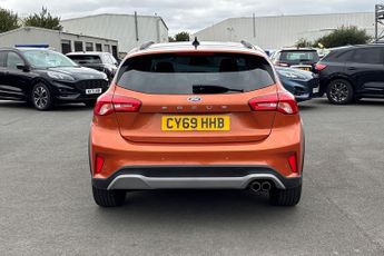FORD FOCUS  1.0 L EcoBoost Active 5dr 6Spd 125PS