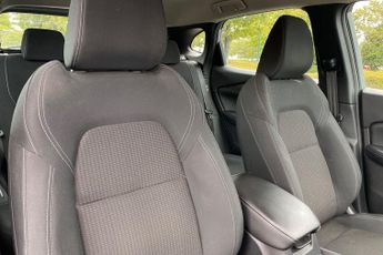 NISSAN QASHQAI  1.3 DiG-T MH 158 Acenta Premium 5dr Xtronic Hatchback