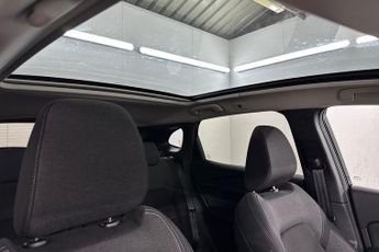 NISSAN QASHQAI  1.3 DiG-T MH 158 N-Connecta 5dr Xtronic Hatchback