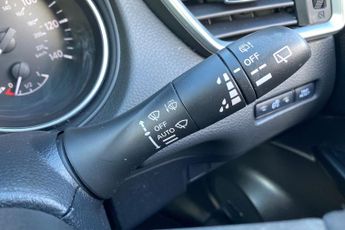 NISSAN QASHQAI  1.3 DiG-T 160 Tekna 5dr DCT Hatchback