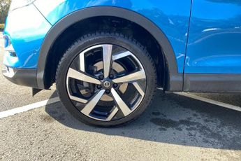 NISSAN QASHQAI  1.3 DiG-T 160 Tekna 5dr DCT Hatchback