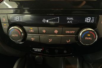 NISSAN QASHQAI  1.2 DiG-T N-Connecta 5dr Xtronic Hatchback