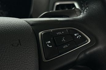 FORD KUGA  2.0 L TDCi Titanium Edition 5dr 6Spd Pshift 180PS