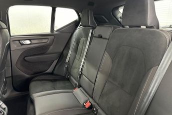 VOLVO XC40  2.0 B3P Plus Dark 5dr Auto Estate