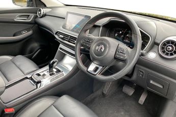 MG MOTOR UK HS  1.5 T-GDI PHEV SE 5dr Auto Hatchback