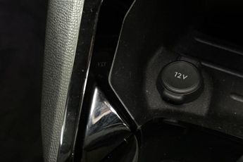 PEUGEOT 2008  100kW GT 50kWh 5dr Auto Estate