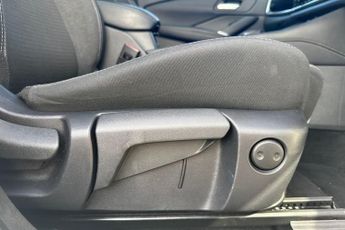 NISSAN QASHQAI  1.5 E-Power Kuro Edition 5dr Auto Hatchback