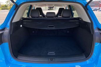 MG MOTOR UK HS  1.5 T-GDI PHEV Trophy 5dr Auto Hatchback