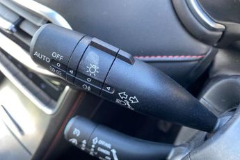 MG MOTOR UK HS  1.5 T-GDI PHEV Trophy 5dr Auto Hatchback