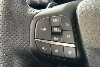 FORD PUMA  1.0 L EcoBoost Hybrid (mHEV) ST-Line Vignale 5dr 7Spd Auto 155P