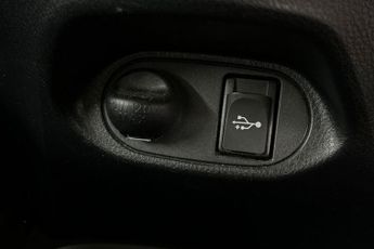 TOYOTA YARIS  1.5 Hybrid Icon Tech 5dr CVT Hatchback