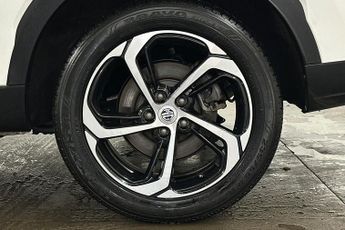 MG MOTOR UK HS  1.5 T-GDI PHEV SE 5dr Auto Hatchback