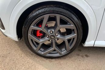 FORD PUMA  ST 5 Door 1.0L EcoBoost 170PS mHEV 7 Speed Automatic