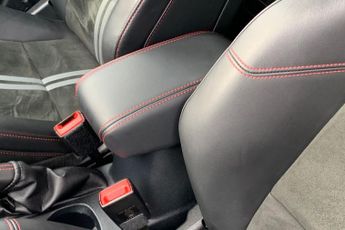 FORD PUMA  ST 5 Door 1.0L EcoBoost 170PS mHEV 7 Speed Automatic