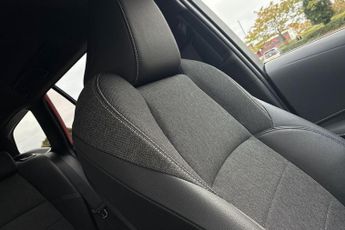 TOYOTA COROLLA  1.8 VVT-i Hybrid Design 5dr CVT Estate