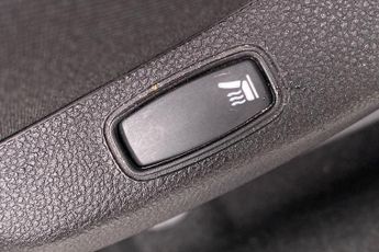 DACIA DUSTER  1.3 TCe 150 Prestige 5dr EDC Estate