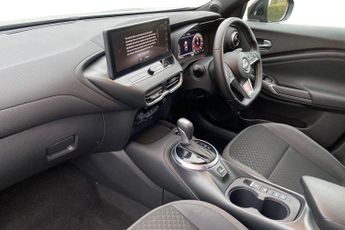 NISSAN JUKE  1.6 Hybrid N-Connecta 5dr Auto Hatchback