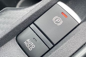 NISSAN JUKE  1.6 Hybrid N-Connecta 5dr Auto Hatchback