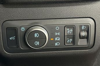 FORD KUGA  ST-Line Edition 5 door 2.5L Duratec FHEV 190PS FWD CVT Automati