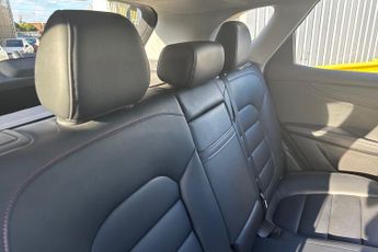 MG MOTOR UK HS  1.5 T-GDI PHEV SE 5dr Auto Hatchback