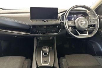 NISSAN QASHQAI  1.3 DiG-T MH 158 N-Connecta 5dr Xtronic Hatchback