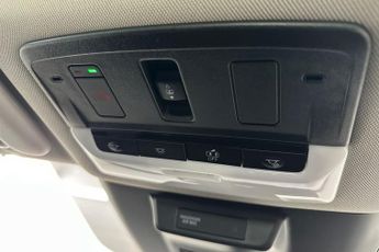 NISSAN QASHQAI  1.3 DiG-T MH 158 N-Connecta 5dr Xtronic Hatchback