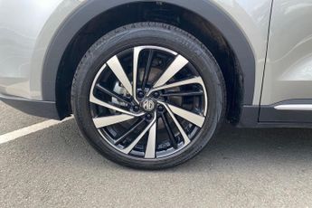 MG MOTOR UK ZS  1.5 Hybrid+ Trophy 5dr Auto Hatchback