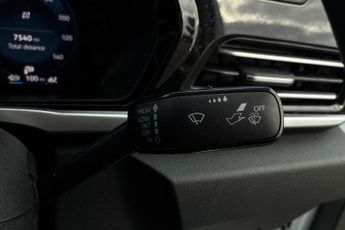 FORD TRANSIT CONNECT  Limited Van LWB 250 L2 1.5L EcoBoost 150PS FWD 6 Speed Automati