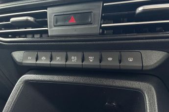 FORD TRANSIT CONNECT  Limited Van LWB 250 L2 1.5L EcoBoost 150PS FWD 6 Speed Automati