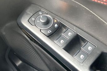 FORD PUMA  ST-Line 5 Door 1.0L EcoBoost 125PS mHEV 7 Speed Automatic