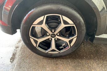 FORD PUMA  ST-Line 5 Door 1.0L EcoBoost 125PS mHEV 7 Speed Automatic